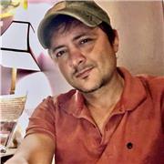 I'm an International Relations tutor with a long experience